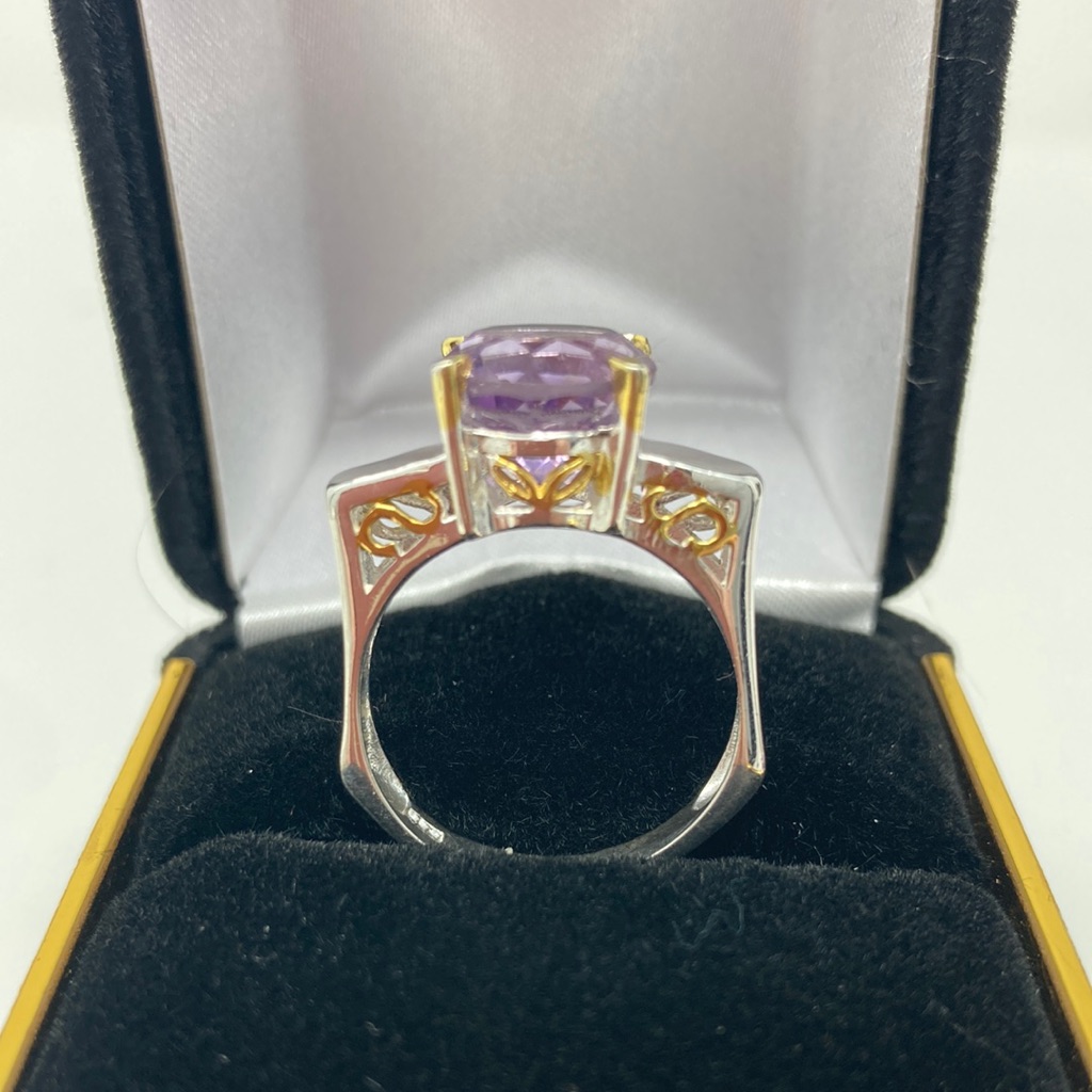 Gorgeous Art Deco Unique Genuine Amethyst Ring